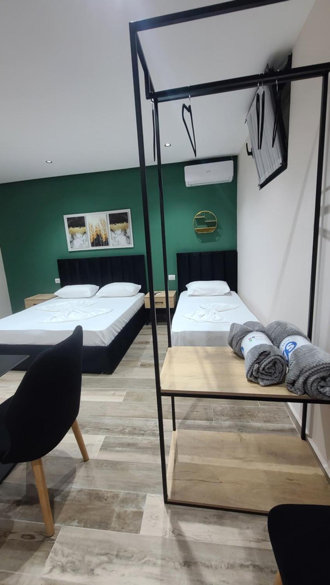 Guest House Tian & Hojz Durrës Eksteriør billede